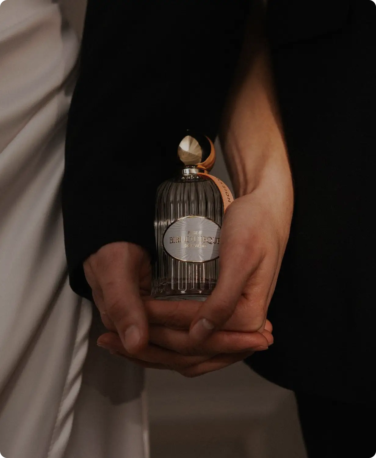 عطور للجنسين
