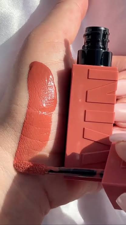 Maybelline vinyl ink - 15 PEACHY